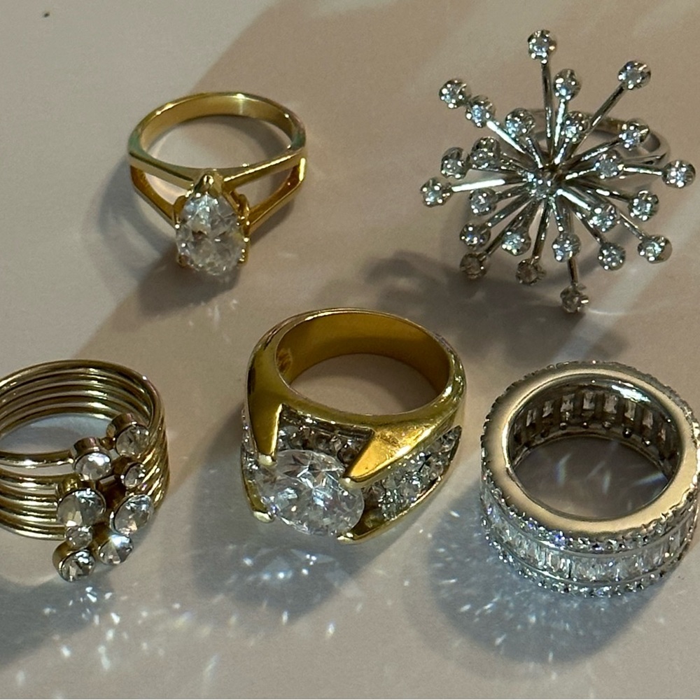 Set of five rings